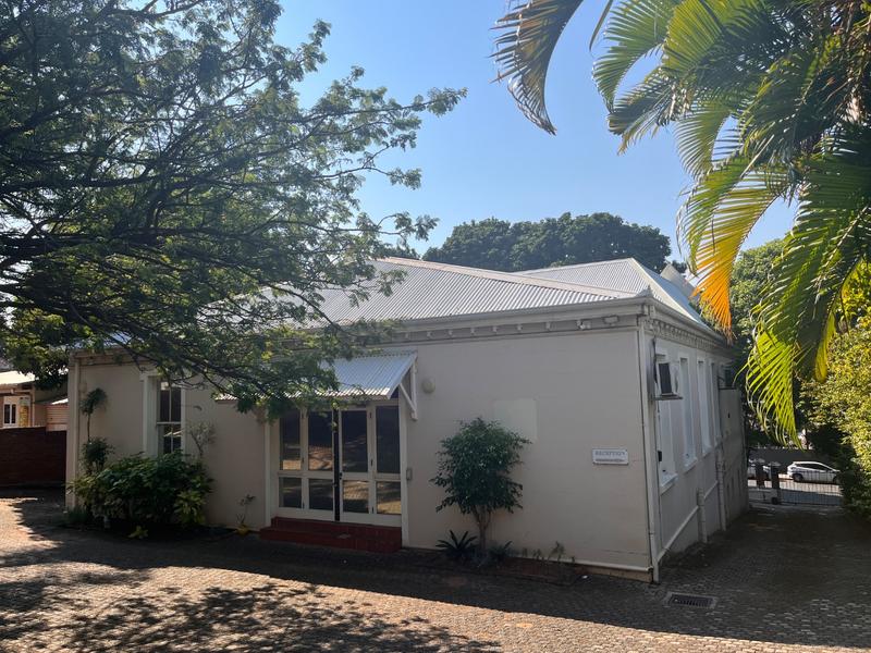 To Let Commercial Property for Rent in Essenwood KwaZulu-Natal