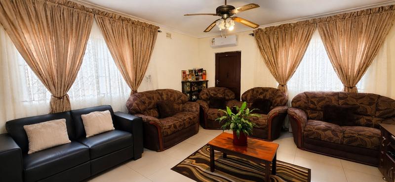3 Bedroom Property for Sale in Chatsworth Central KwaZulu-Natal