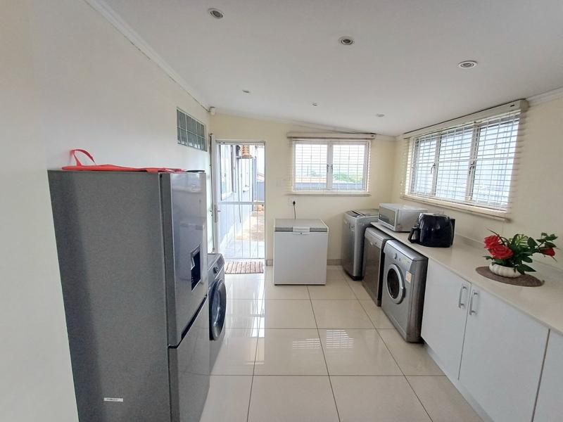 4 Bedroom Property for Sale in Stonebridge KwaZulu-Natal