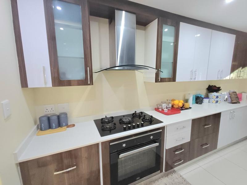 4 Bedroom Property for Sale in Stonebridge KwaZulu-Natal