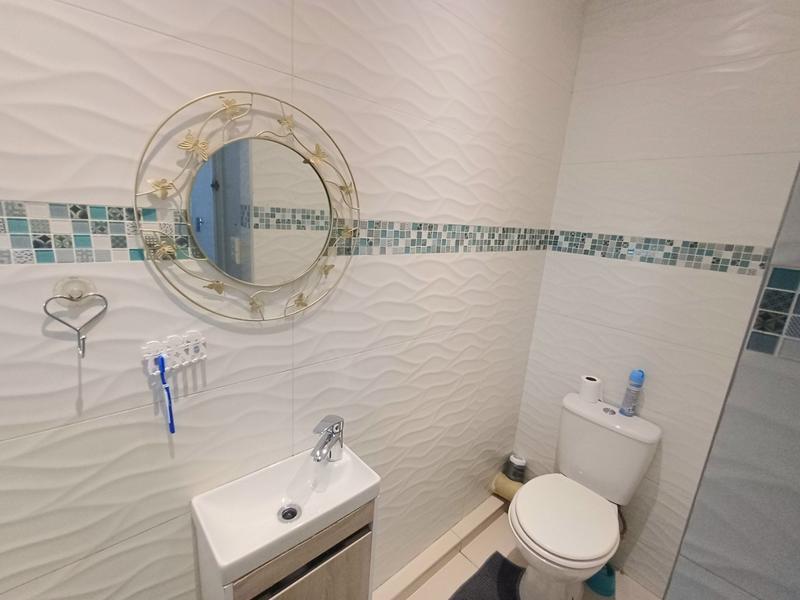 4 Bedroom Property for Sale in Stonebridge KwaZulu-Natal