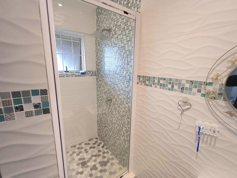 4 Bedroom Property for Sale in Stonebridge KwaZulu-Natal