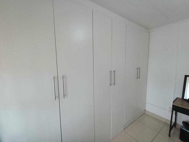4 Bedroom Property for Sale in Stonebridge KwaZulu-Natal