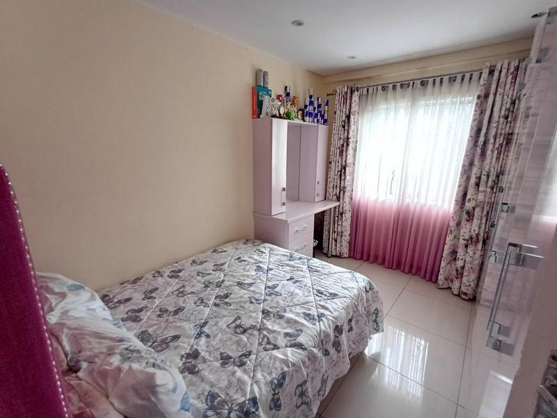 4 Bedroom Property for Sale in Stonebridge KwaZulu-Natal