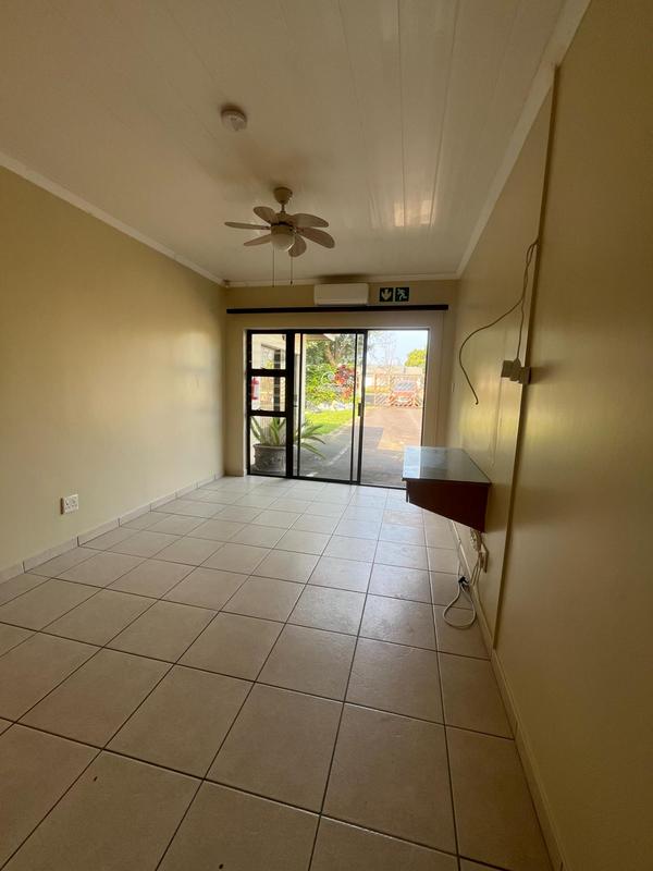 6 Bedroom Property for Sale in Margate KwaZulu-Natal