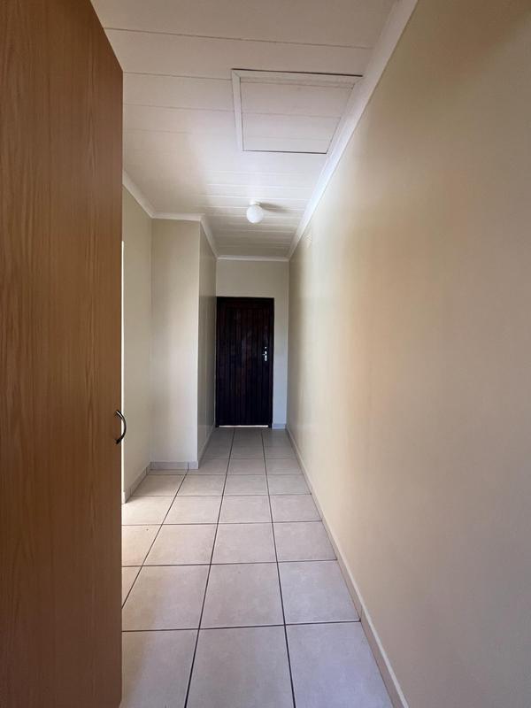6 Bedroom Property for Sale in Margate KwaZulu-Natal