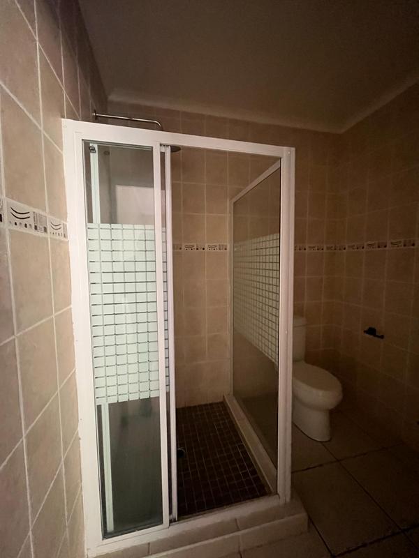 6 Bedroom Property for Sale in Margate KwaZulu-Natal