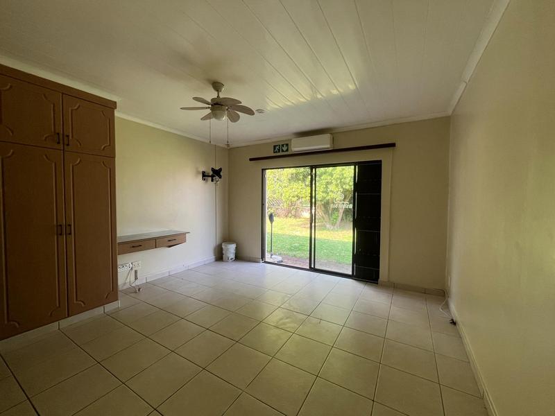 6 Bedroom Property for Sale in Margate KwaZulu-Natal