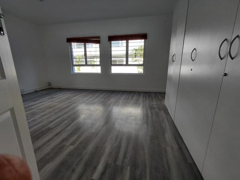 To Let 3 Bedroom Property for Rent in Essenwood KwaZulu-Natal
