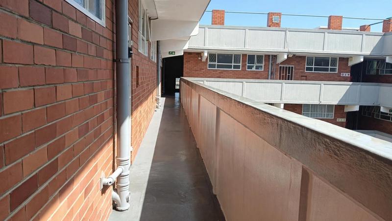 To Let 2 Bedroom Property for Rent in Pinetown KwaZulu-Natal