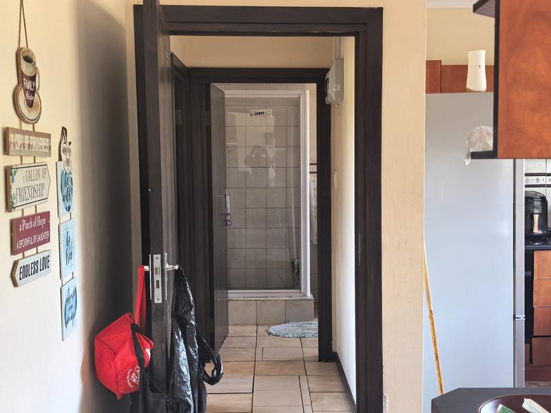 To Let 2 Bedroom Property for Rent in Escombe KwaZulu-Natal