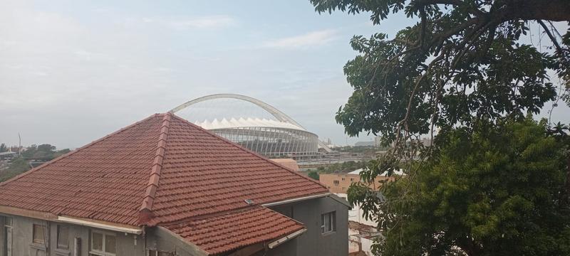 5 Bedroom Property for Sale in Windermere KwaZulu-Natal