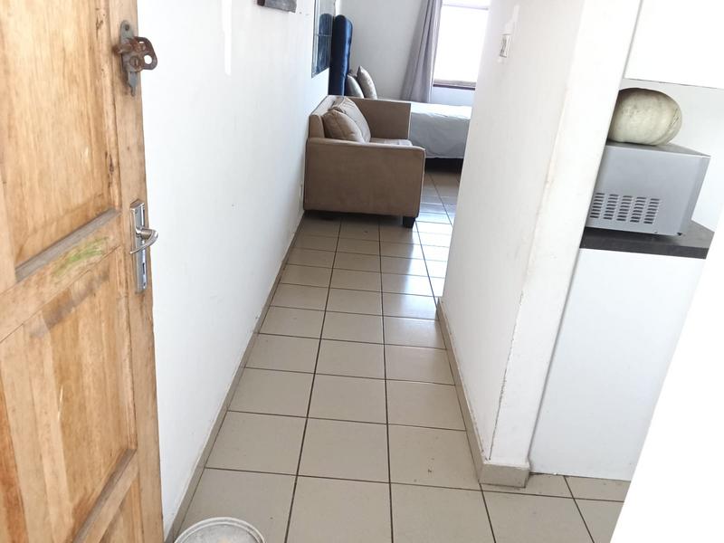 1 Bedroom Property for Sale in Point KwaZulu-Natal