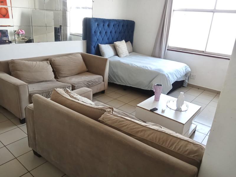 1 Bedroom Property for Sale in Point KwaZulu-Natal