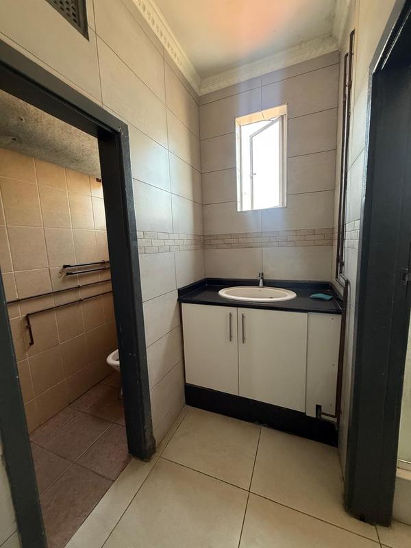 5 Bedroom Property for Sale in Durban Central KwaZulu-Natal