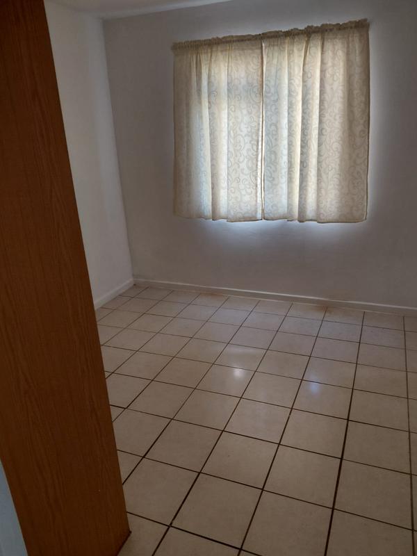 To Let 2 Bedroom Property for Rent in Bluff KwaZulu-Natal