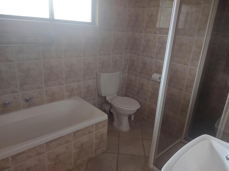 4 Bedroom Property for Sale in Empangeni Central KwaZulu-Natal