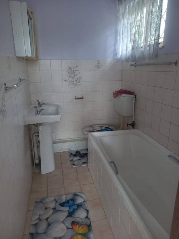 To Let 3 Bedroom Property for Rent in Glen Park KwaZulu-Natal