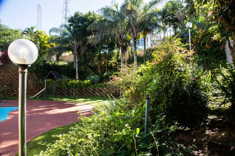5 Bedroom Property for Sale in Umhlanga KwaZulu-Natal