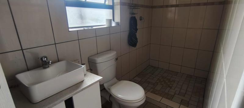 5 Bedroom Property for Sale in Ramsgate KwaZulu-Natal