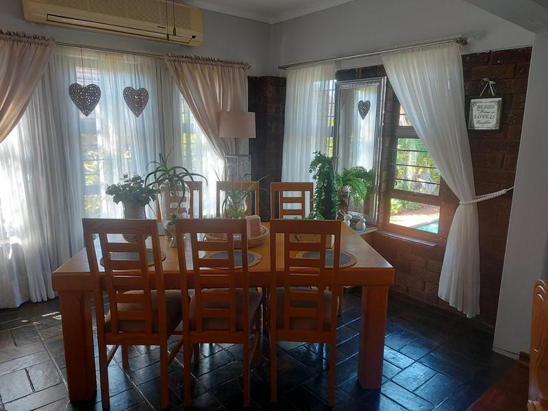 5 Bedroom Property for Sale in Empangeni Central KwaZulu-Natal