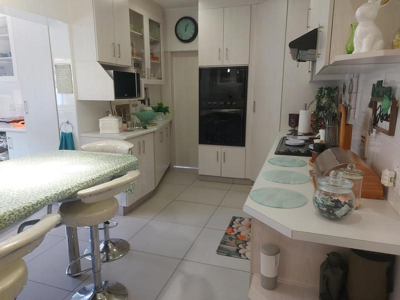 5 Bedroom Property for Sale in Empangeni Central KwaZulu-Natal