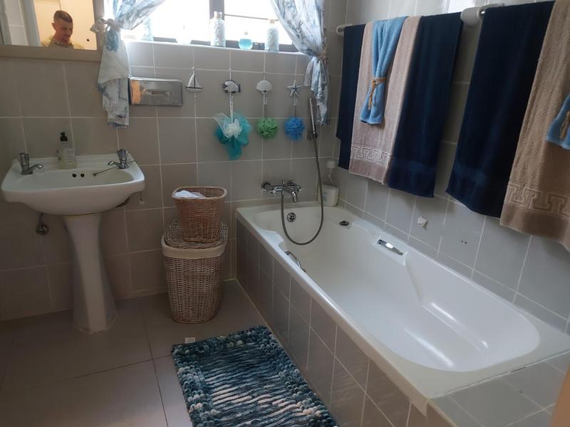 5 Bedroom Property for Sale in Empangeni Central KwaZulu-Natal