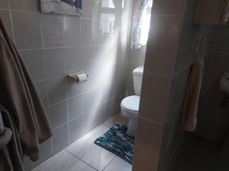 5 Bedroom Property for Sale in Empangeni Central KwaZulu-Natal