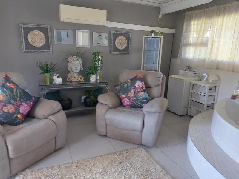 5 Bedroom Property for Sale in Empangeni Central KwaZulu-Natal