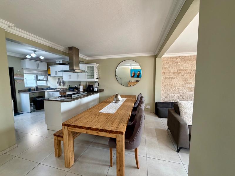 3 Bedroom Property for Sale in Sunningdale KwaZulu-Natal
