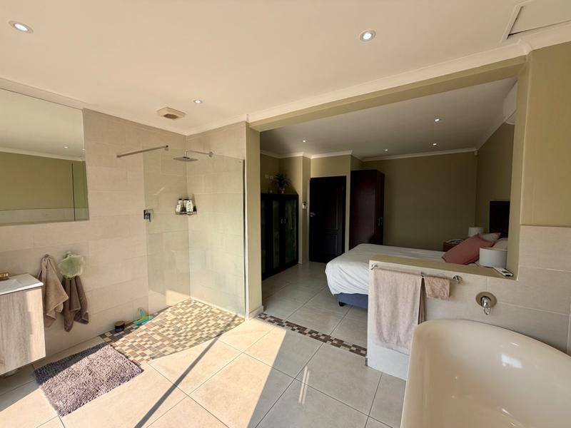 3 Bedroom Property for Sale in Sunningdale KwaZulu-Natal