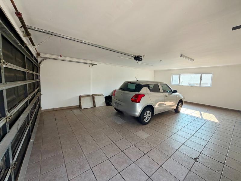 3 Bedroom Property for Sale in Sunningdale KwaZulu-Natal