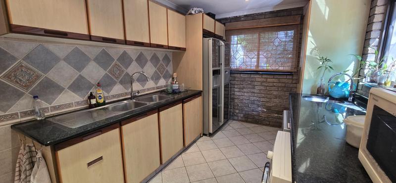 To Let 3 Bedroom Property for Rent in La Lucia KwaZulu-Natal
