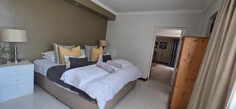 To Let 3 Bedroom Property for Rent in La Lucia KwaZulu-Natal