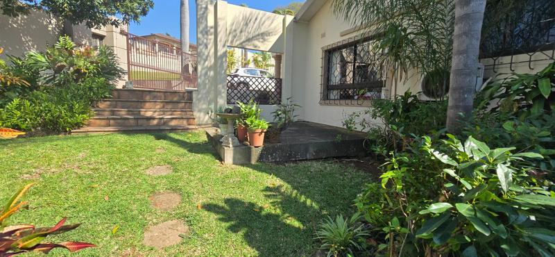To Let 3 Bedroom Property for Rent in La Lucia KwaZulu-Natal