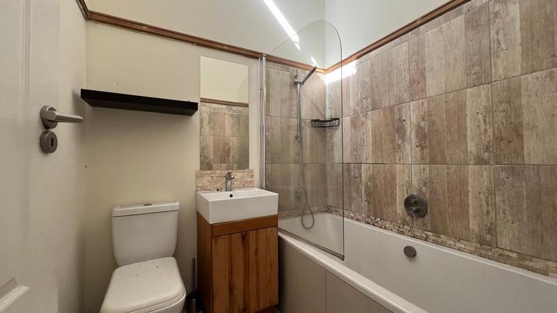 To Let 2 Bedroom Property for Rent in Morningside KwaZulu-Natal