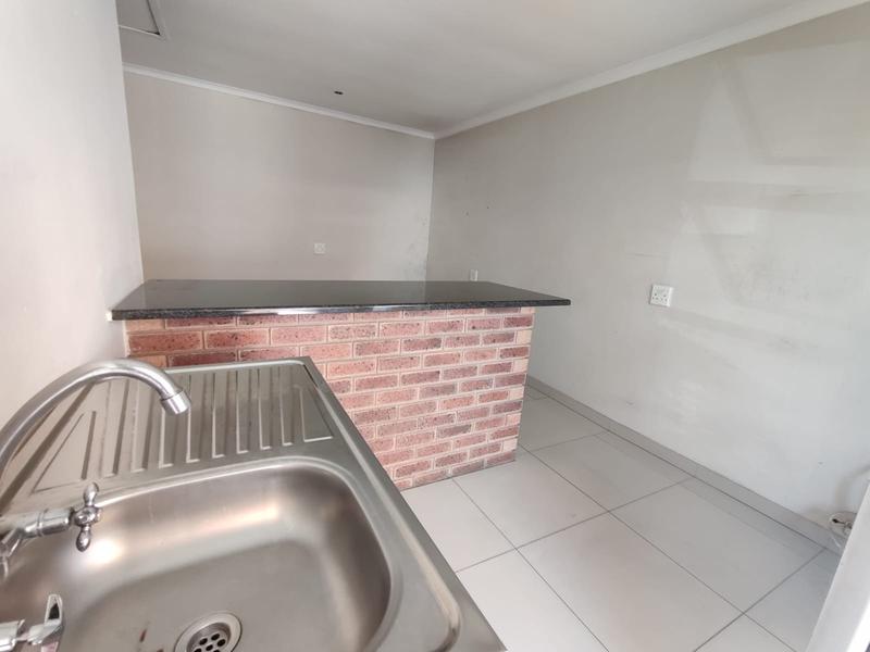 To Let 1 Bedroom Property for Rent in Merebank KwaZulu-Natal
