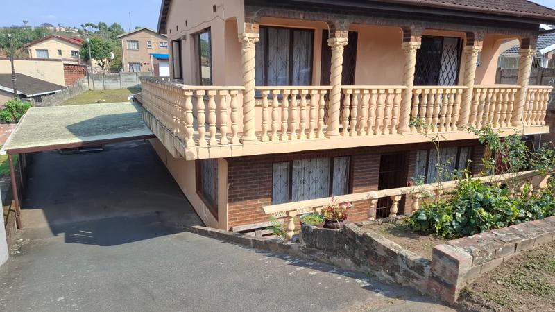 5 Bedroom Property for Sale in Crossmoor KwaZulu-Natal