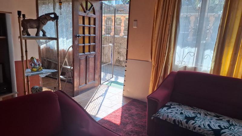 5 Bedroom Property for Sale in Crossmoor KwaZulu-Natal