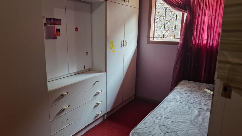 5 Bedroom Property for Sale in Crossmoor KwaZulu-Natal