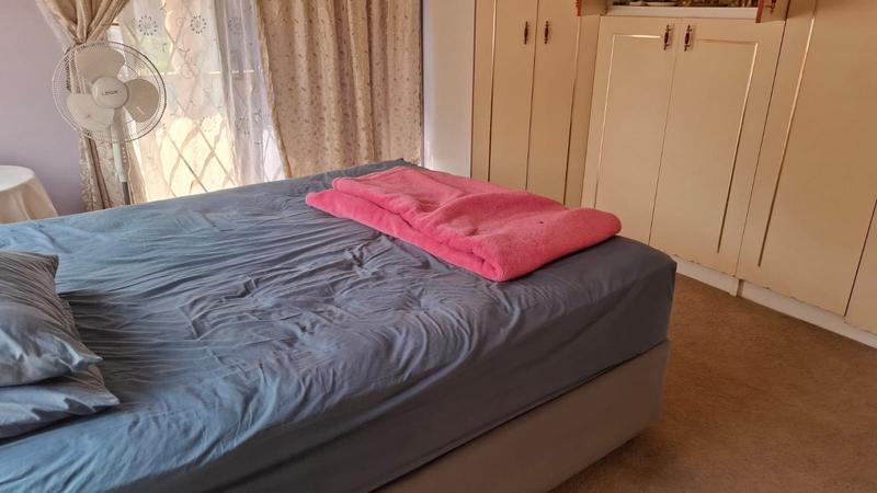 5 Bedroom Property for Sale in Crossmoor KwaZulu-Natal