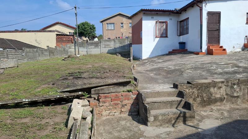 5 Bedroom Property for Sale in Crossmoor KwaZulu-Natal
