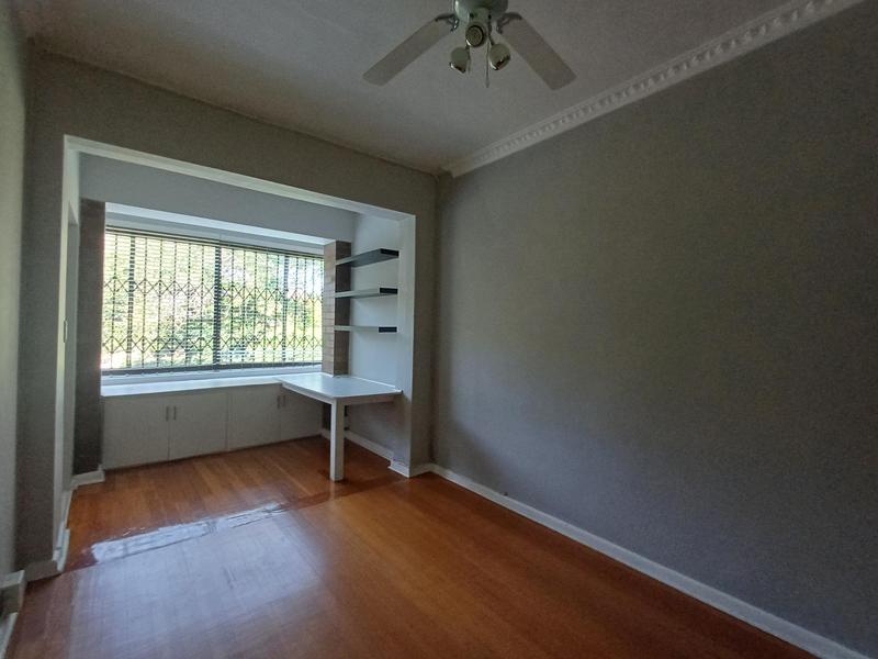 2 Bedroom Property for Sale in Essenwood KwaZulu-Natal