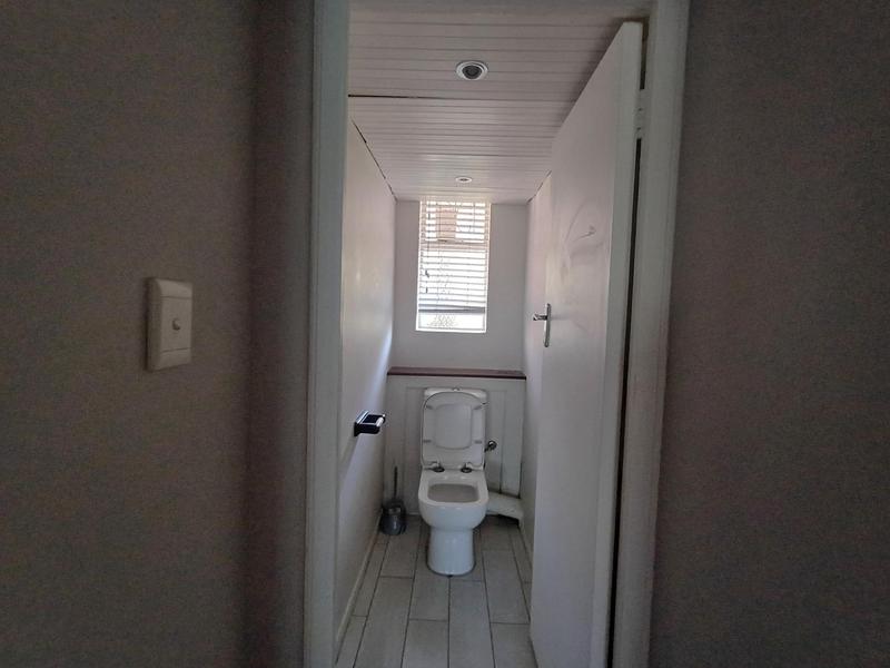 2 Bedroom Property for Sale in Essenwood KwaZulu-Natal