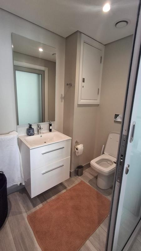 To Let 2 Bedroom Property for Rent in Umhlanga Rocks KwaZulu-Natal