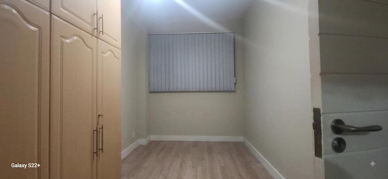 To Let 2 Bedroom Property for Rent in North Beach KwaZulu-Natal