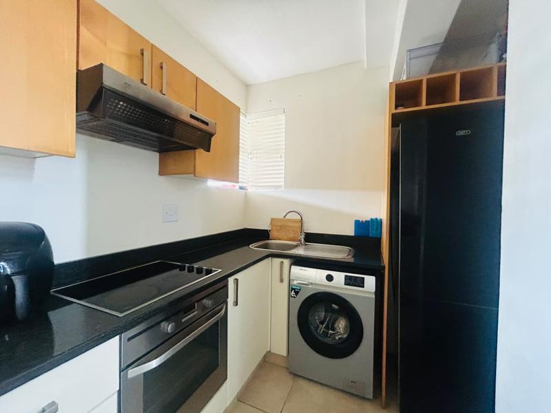 1 Bedroom Property for Sale in Meer En See KwaZulu-Natal