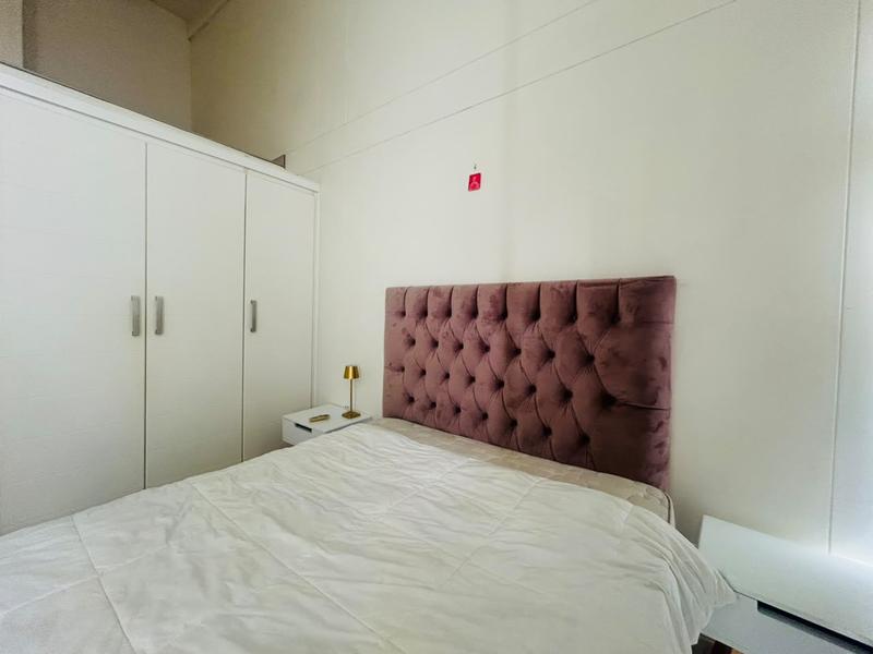 1 Bedroom Property for Sale in Meer En See KwaZulu-Natal