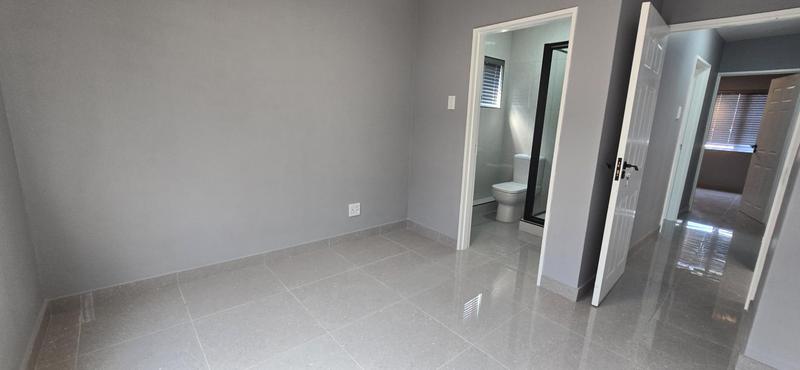 To Let 2 Bedroom Property for Rent in North Beach KwaZulu-Natal