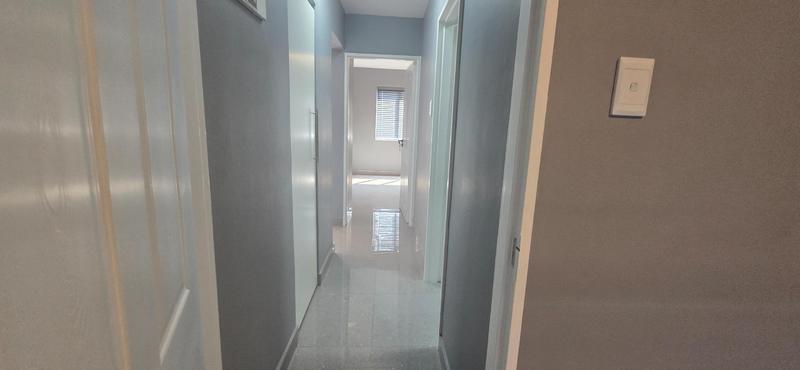 To Let 2 Bedroom Property for Rent in North Beach KwaZulu-Natal